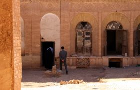 بازدید از پروژه‌های مرمتی صندوق احیا در استان کرمان