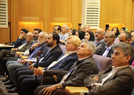 نخستین گردهمایی معماری و شهرسازی خاکی و نقش آن در توسعه پایدار معماری معاصر ایران