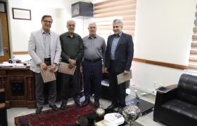 تجلیل مدیرعامل صندوق توسعه و احیا از مدیران ایثارگر و رزمنده