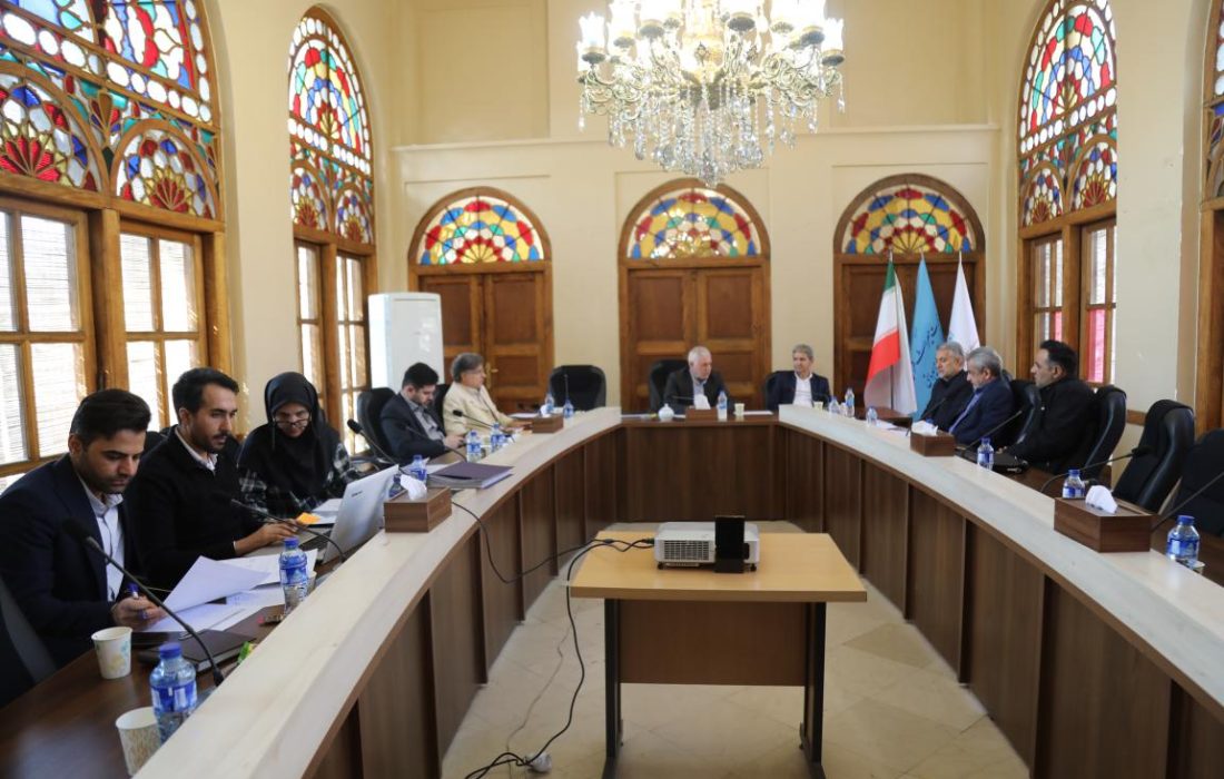 جلسه بازگشایی بسته‌های پیشنهادی مزایده احیای یازده بنای تاریخی برگزار شد