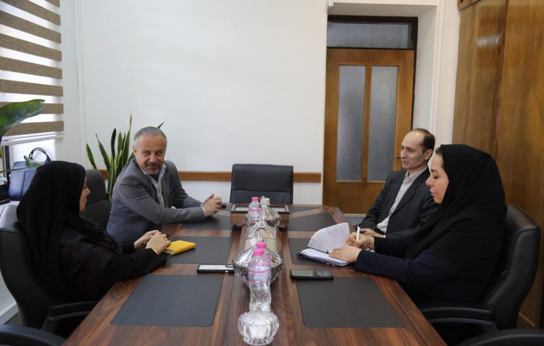 جلسه شورای راهبردی جایزه ققنوس ایران فرهنگی با نماینده اکو