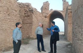 بازدید مدیرعامل صندوق احیا از بناهای تاریخی استان قم