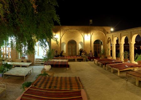 نشست ققنوس با بررسی روند مرمت و احیای خانه مستوفی شوشتر برگزار می‌شود