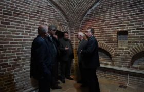 بازدید مدیرعامل صندوق توسعه و احیا از حمام ارامنه همدان